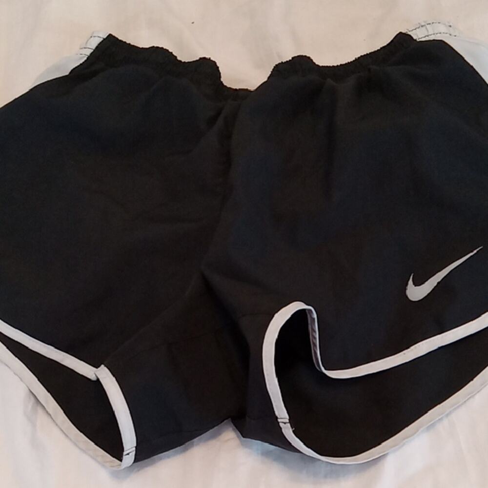 Nike Women's Size Small Dri-FIT Black Athletic Shorts